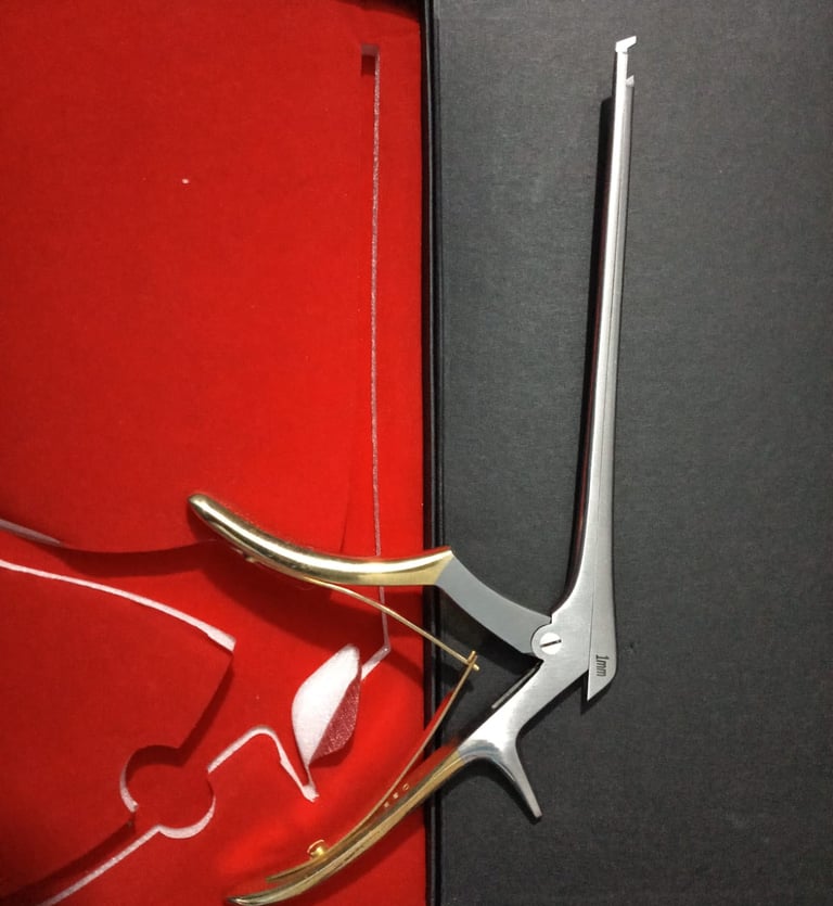 Wide range of high-quality medical instruments